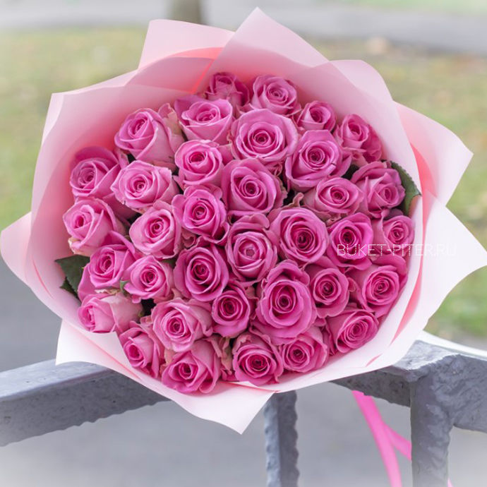 Букет Розовых Роз в Матовой упаковке